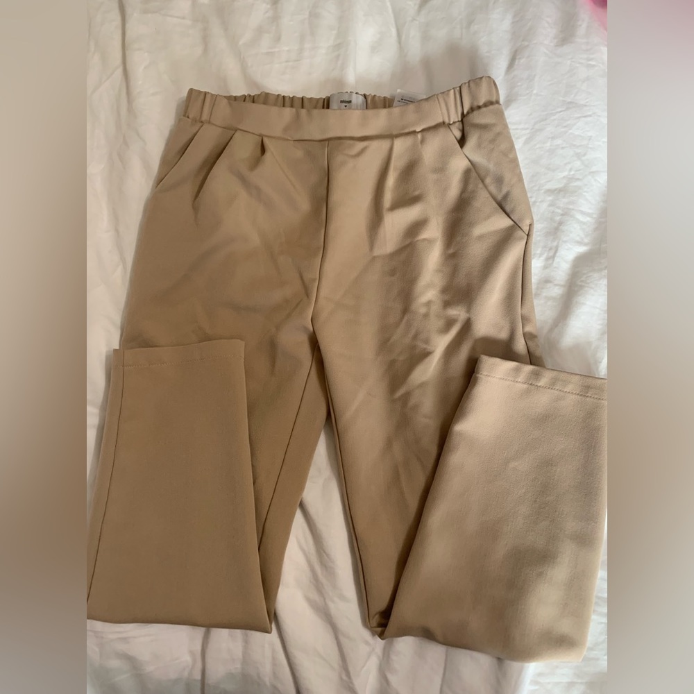 Beige business casual pants from Hudsonβs bay